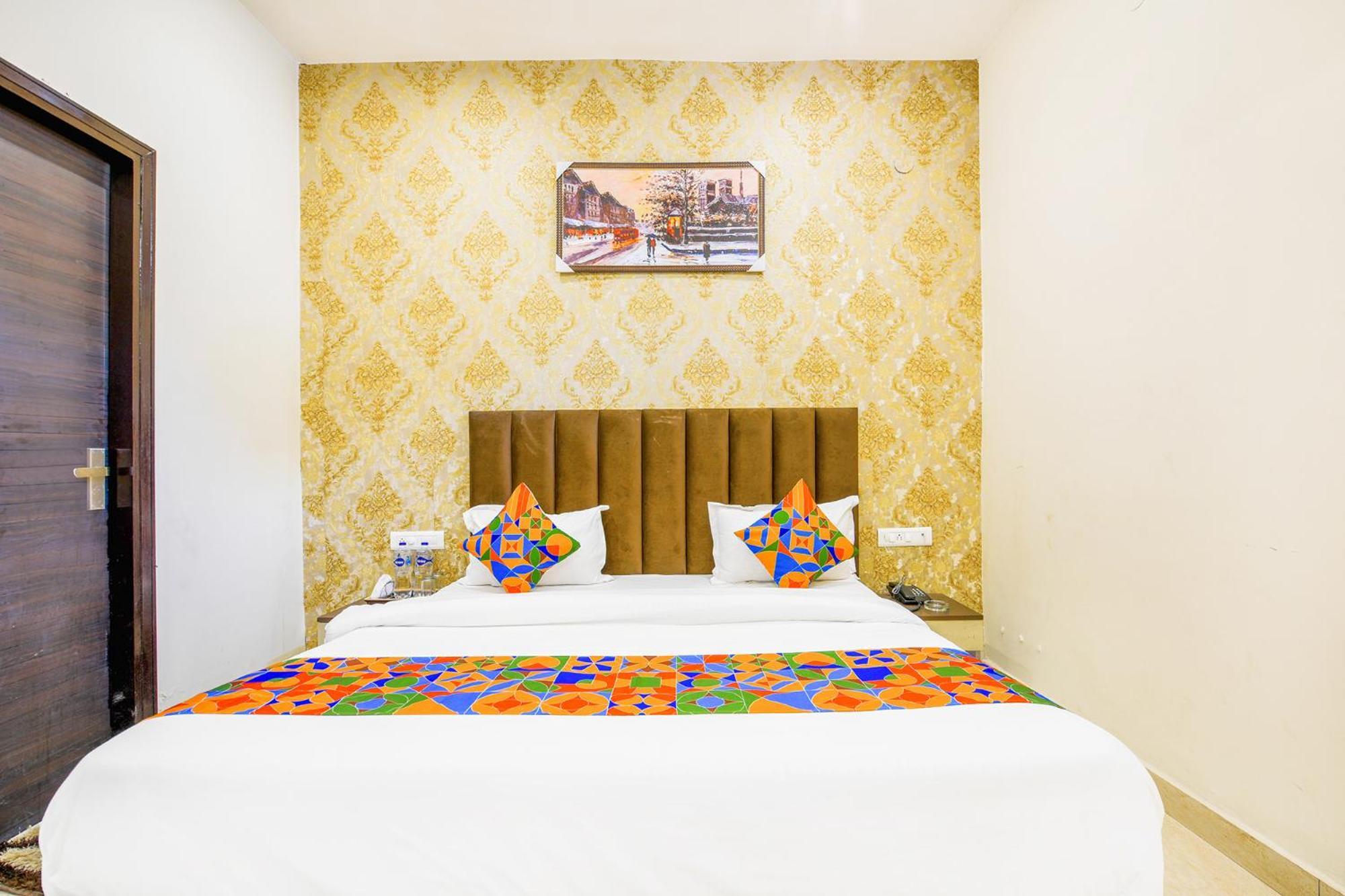 Fabhotel Royal Regency I Ludhiana Bagian luar foto
